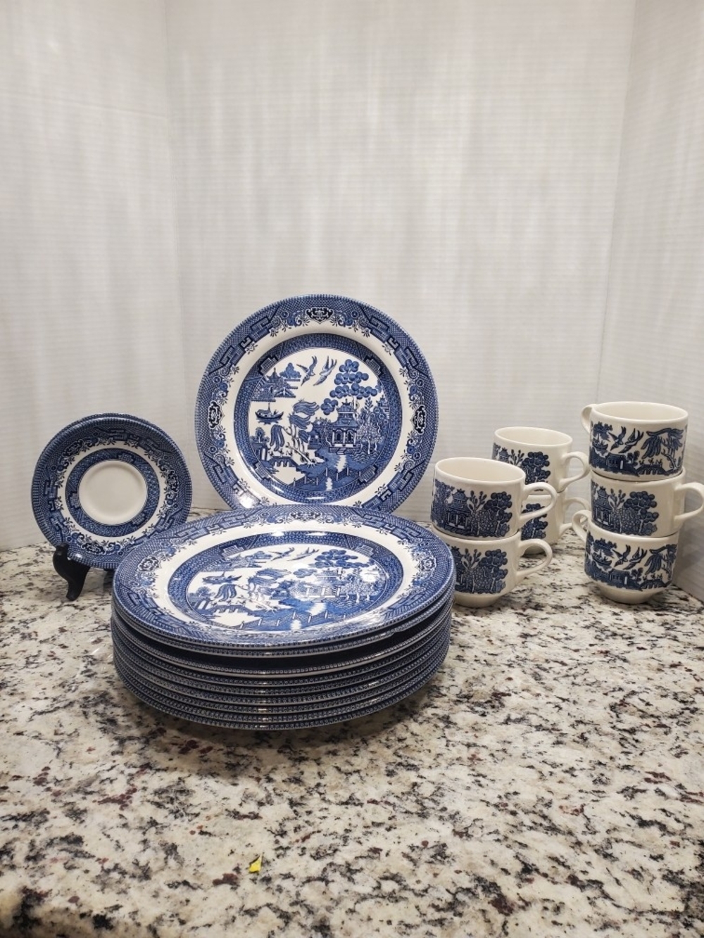Churchill Blue Willow Porcelain Dinner Plates & Mugs Set - Classic Blue & White